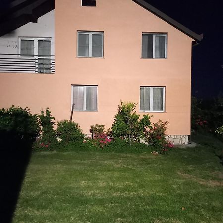 Traveler'S Rest - Near Podgorica Airport Hostel Mitrovici  Luaran gambar
