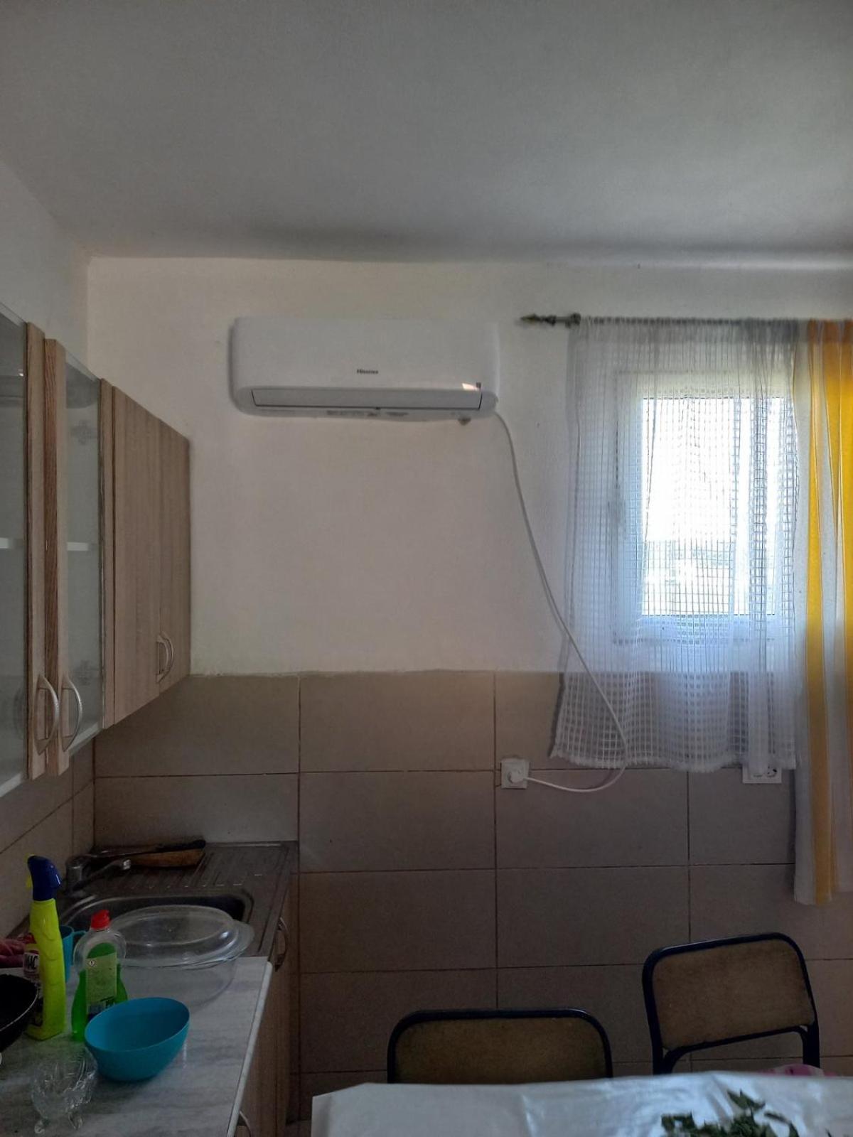 Traveler'S Rest - Near Podgorica Airport Hostel Mitrovici  Luaran gambar