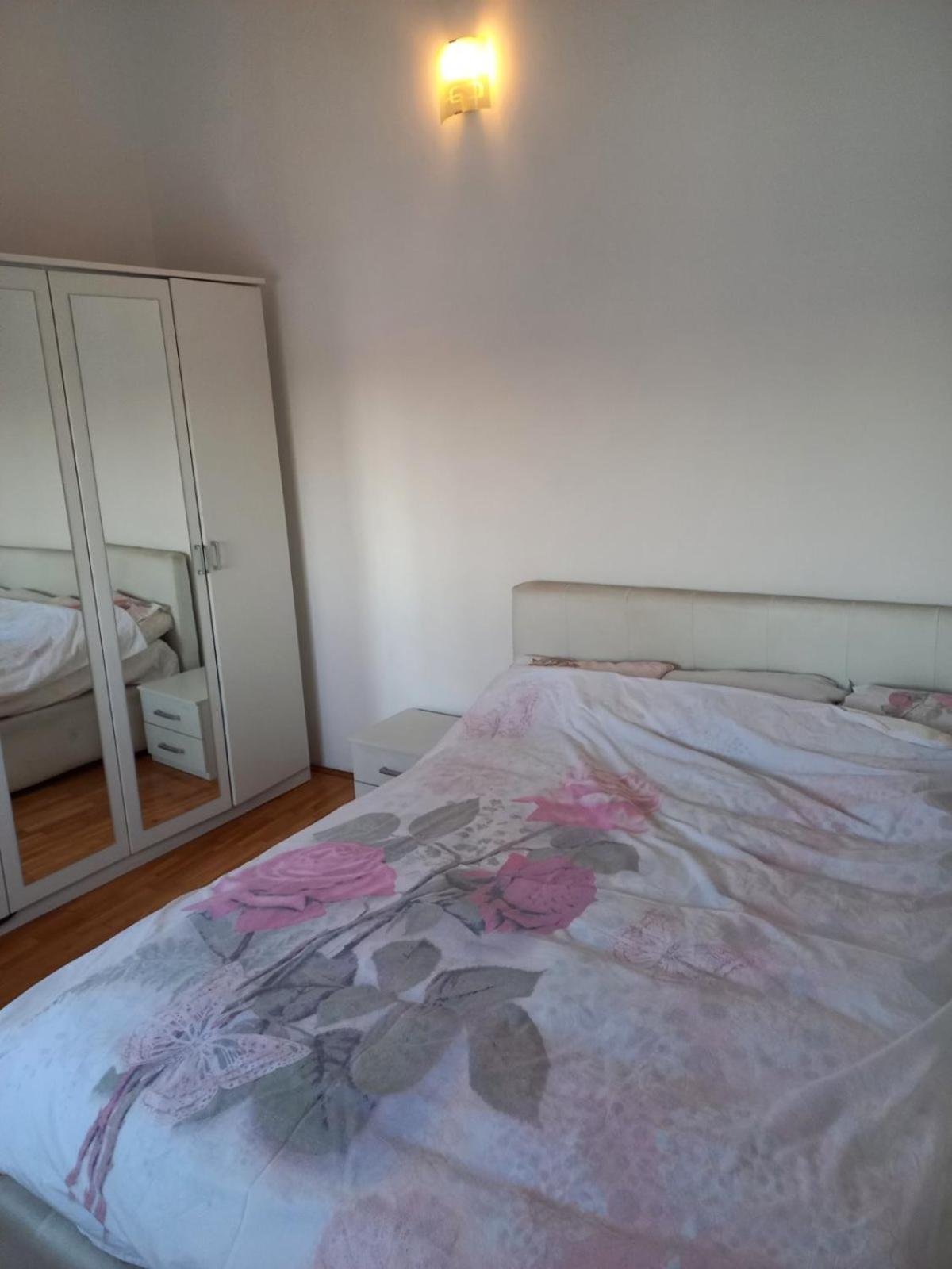 Traveler'S Rest - Near Podgorica Airport Hostel Mitrovici  Luaran gambar